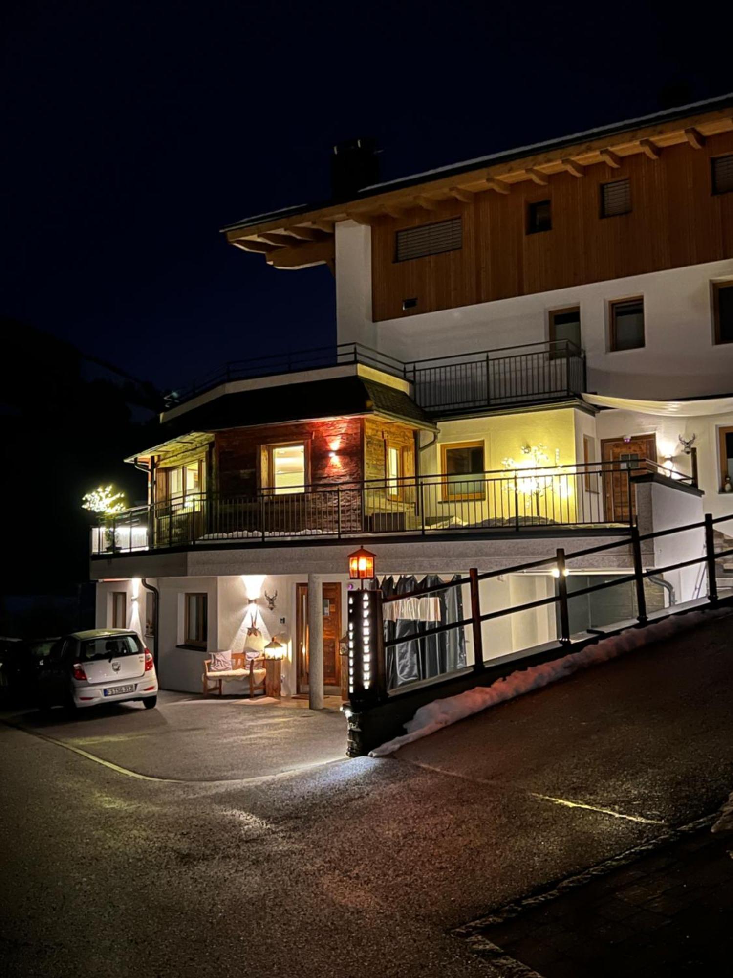 Alpine Lodge Brixen Brixen im Thale Luaran gambar